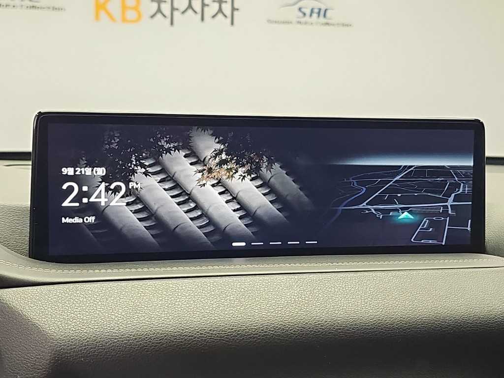 Genesis GV80 — photo 15