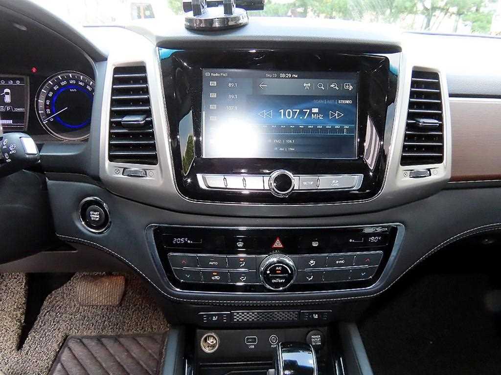KGM Rexton — photo 13