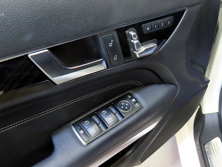 Mercedes-Benz E-Class — photo 13