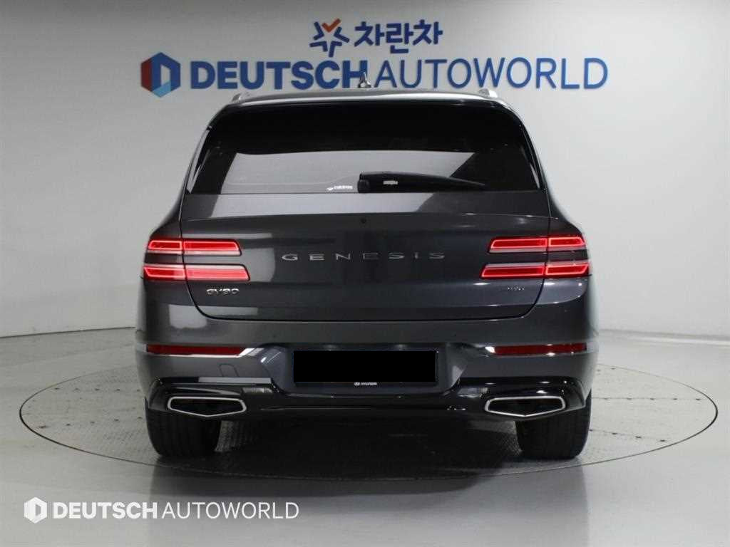 Genesis GV80 — photo 04