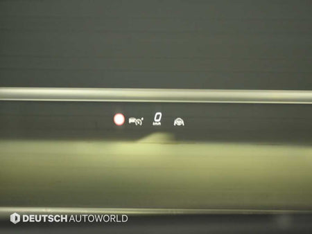 Mercedes-Benz EQS — photo 17