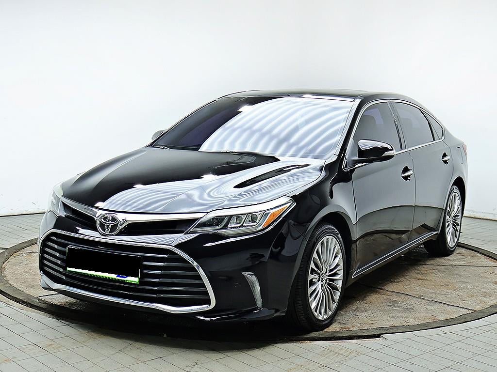 Toyota Avalon — photo 01