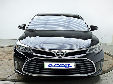 Toyota Avalon — photo 02