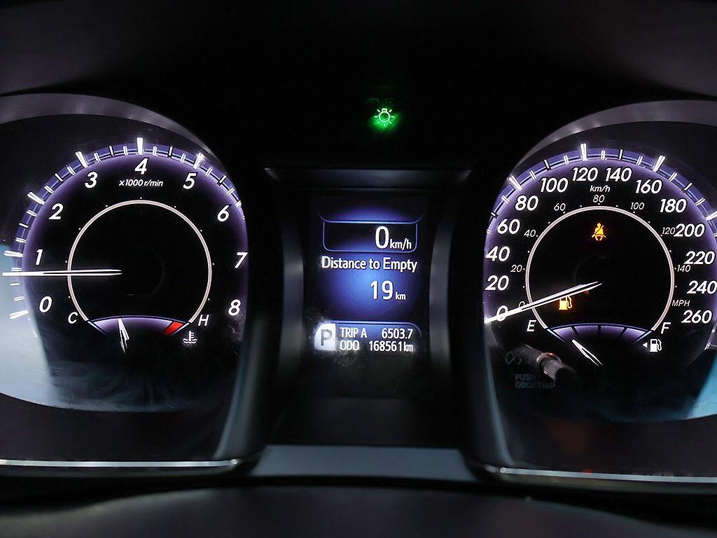 Toyota Avalon — photo 06