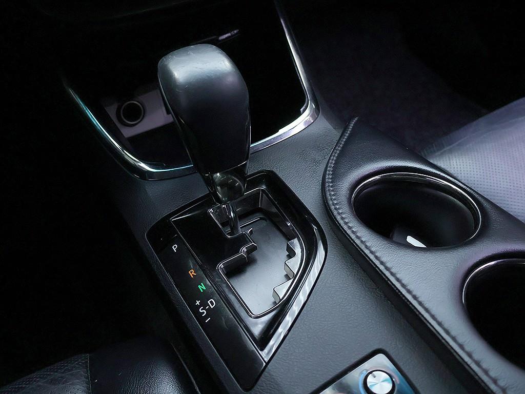 Toyota Avalon — photo 10