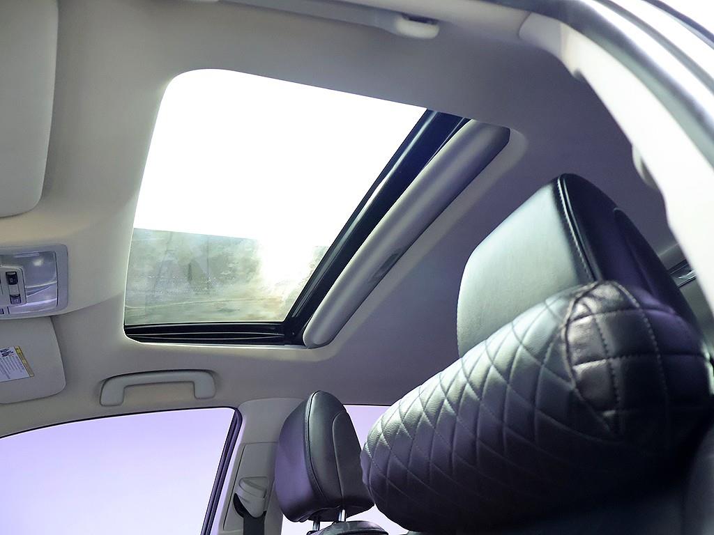 Toyota Avalon — photo 17