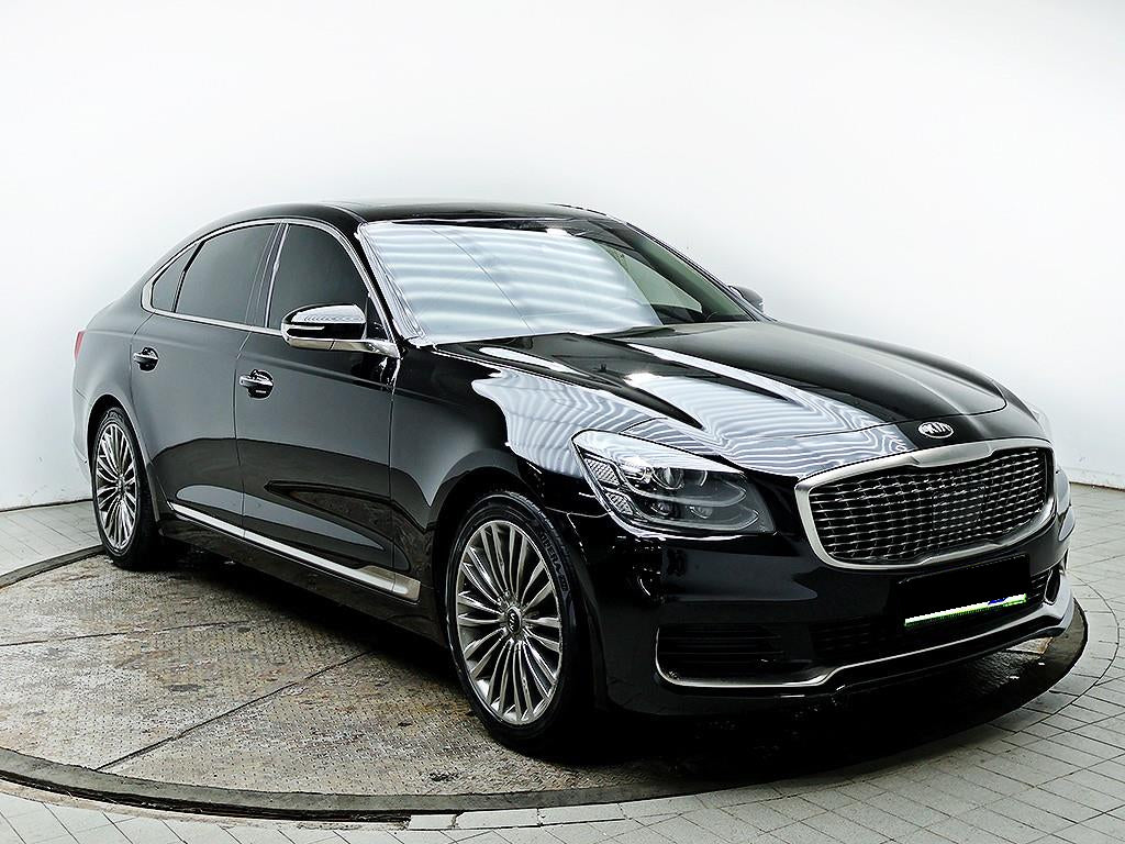 Kia K9 — photo 01