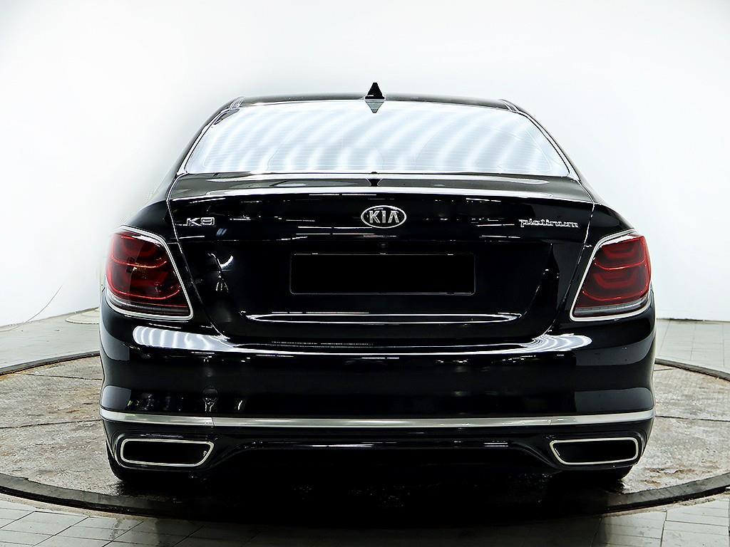 Kia K9 — photo 03