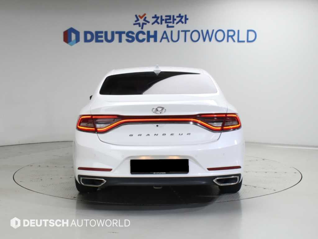 Hyundai Grandeur — photo 04