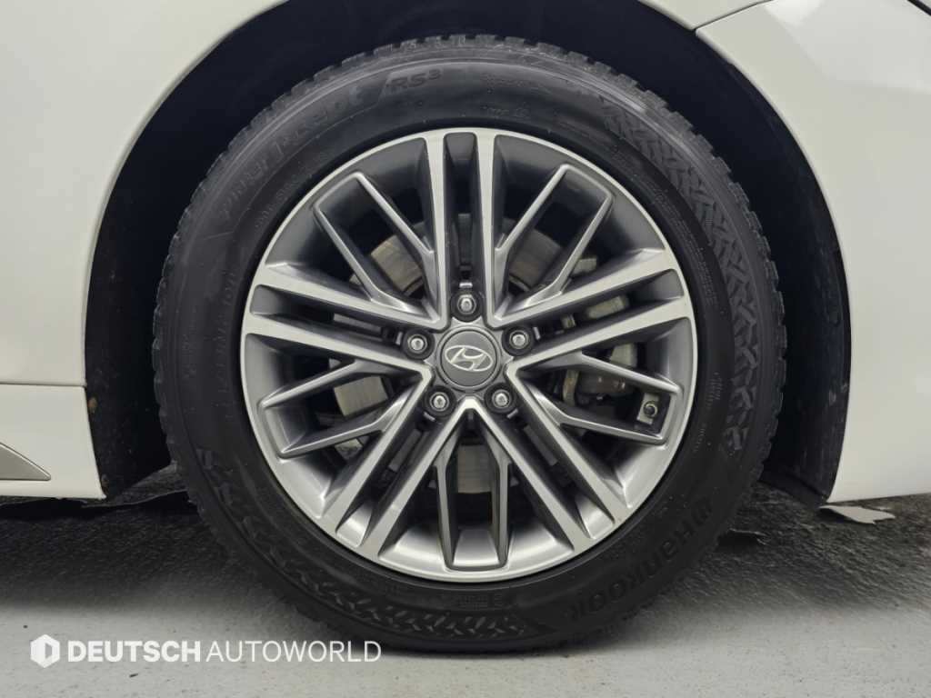 Hyundai Grandeur — photo 05
