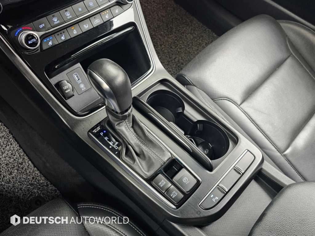 Hyundai Grandeur — photo 09