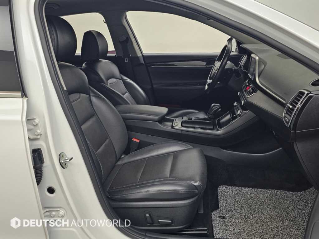 Hyundai Grandeur — photo 10