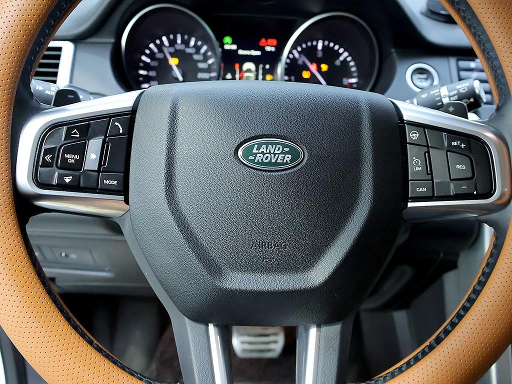 Land Rover Discovery Sport — photo 14