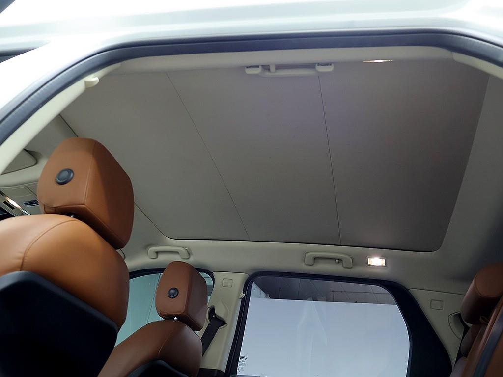 Land Rover Discovery Sport — photo 15