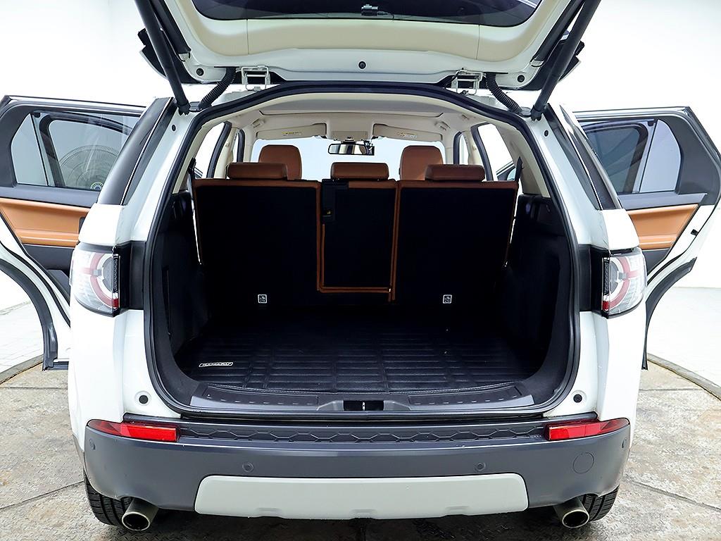 Land Rover Discovery Sport — photo 16