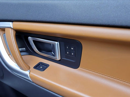 Land Rover Discovery Sport — photo 17