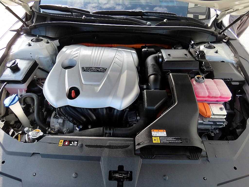 Hyundai Grandeur — photo 19