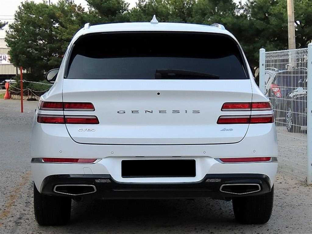 Genesis GV80 — photo 05