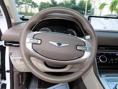 Genesis GV80 — photo 08
