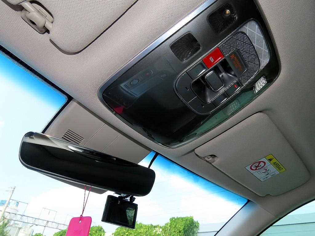 Genesis GV80 — photo 14