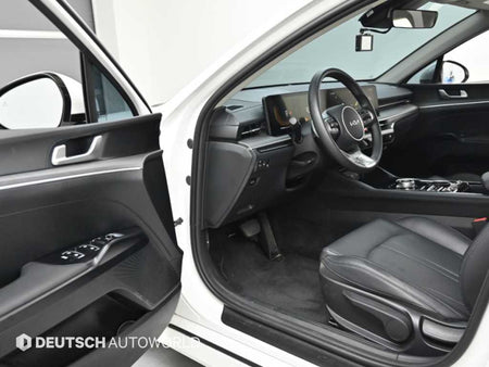 Kia K5 — photo 11