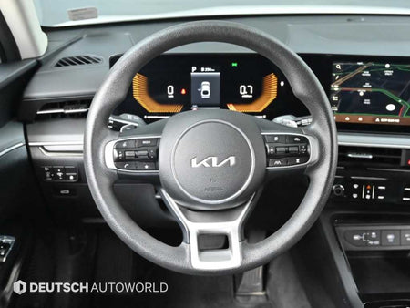 Kia K5 — photo 13