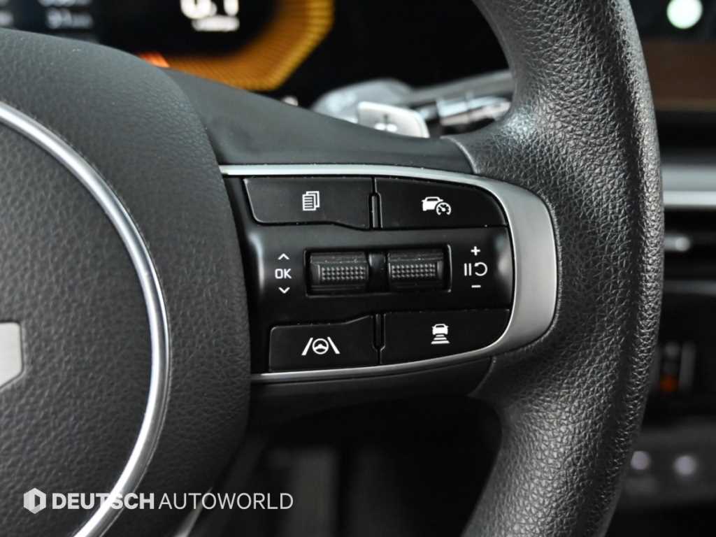Kia K5 — photo 16