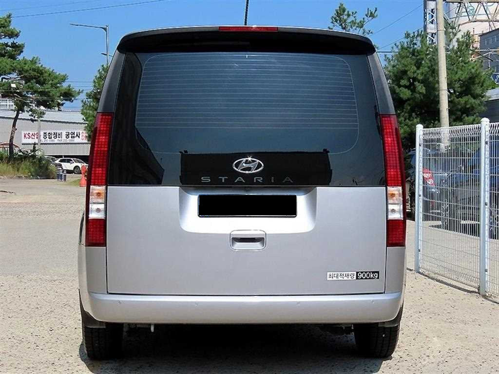 Hyundai Staria — photo 04