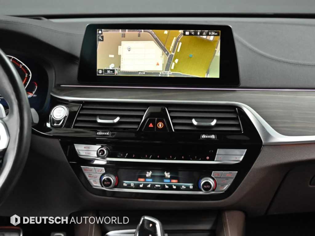 BMW Gran Turismo — photo 14