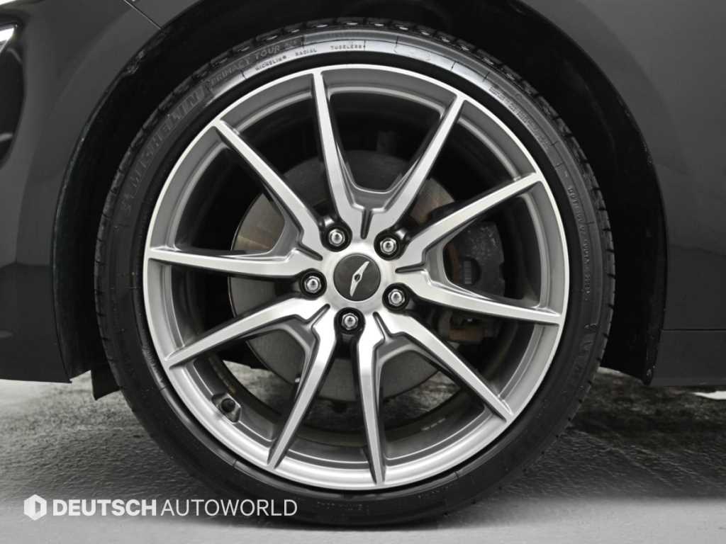 Genesis G70 — photo 05