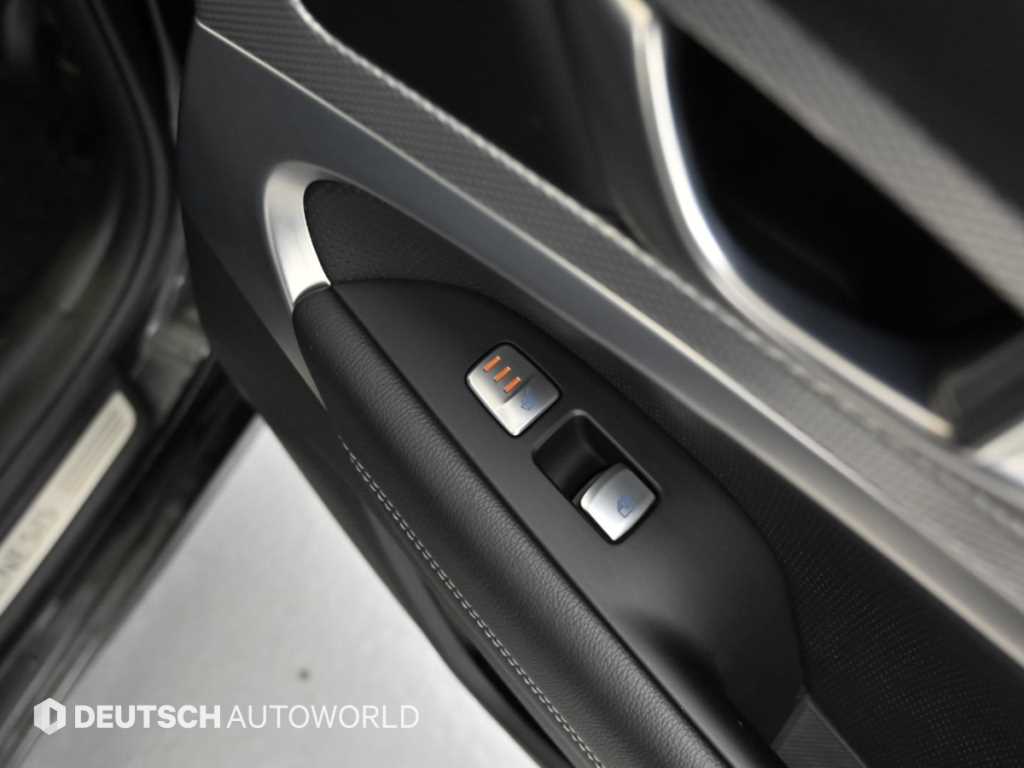 Genesis G70 — photo 16