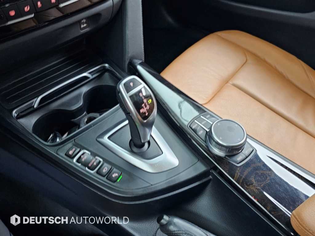 BMW 4-Series — photo 09
