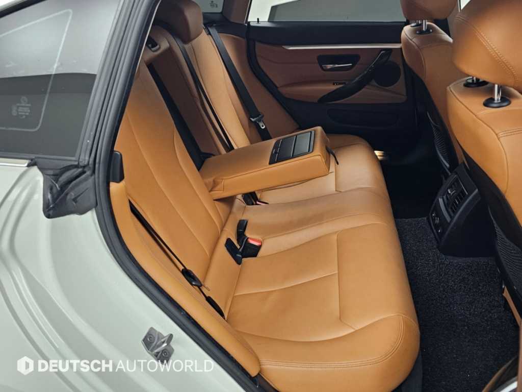 BMW 4-Series — photo 12