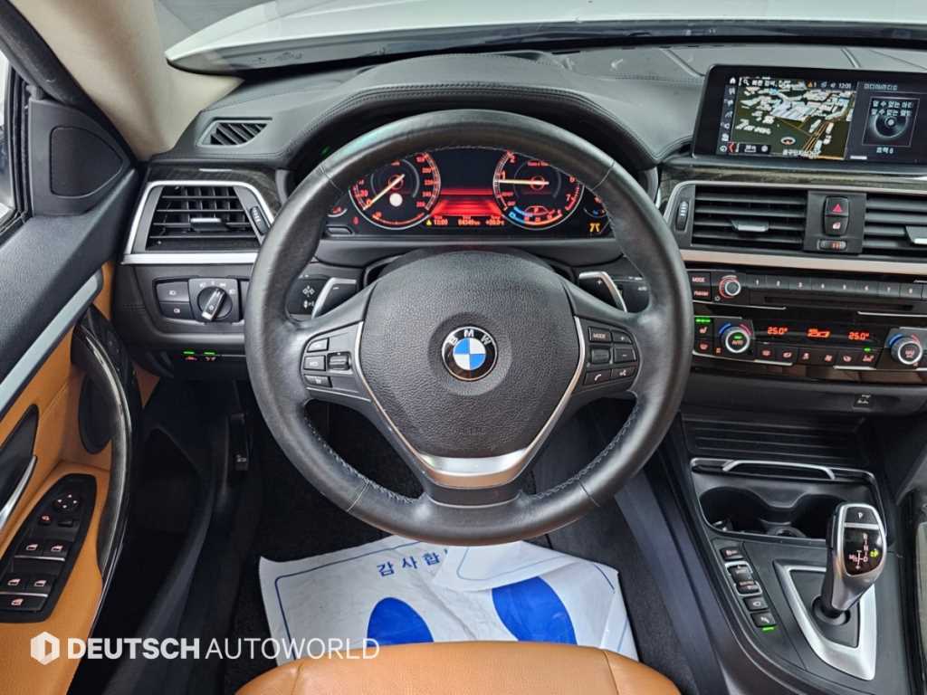 BMW 4-Series — photo 13