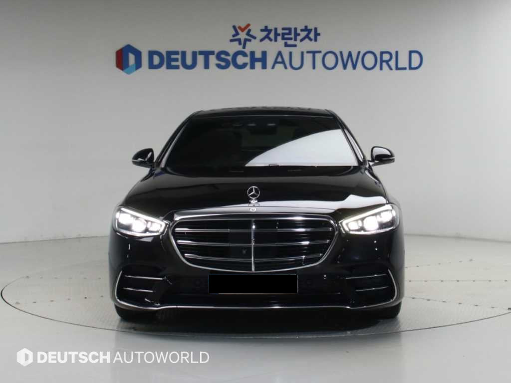Mercedes-Benz S-Class — photo 03