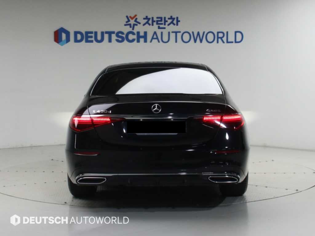 Mercedes-Benz S-Class — photo 04