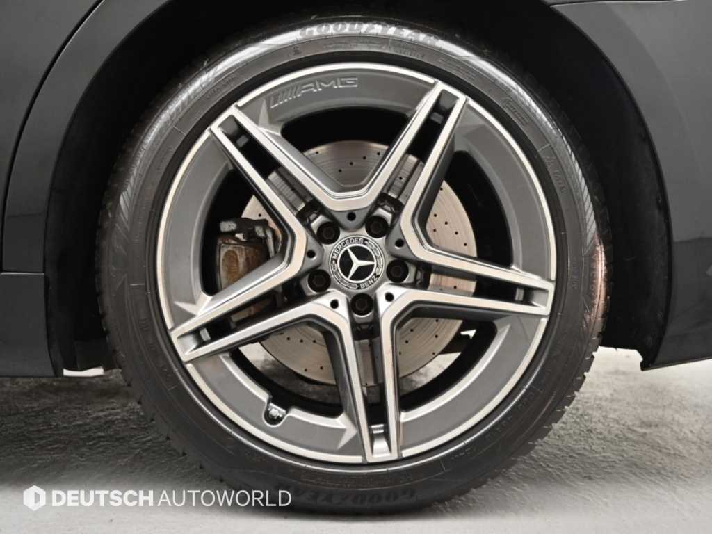 Mercedes-Benz S-Class — photo 05