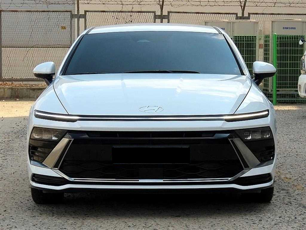 Hyundai Sonata — photo 02