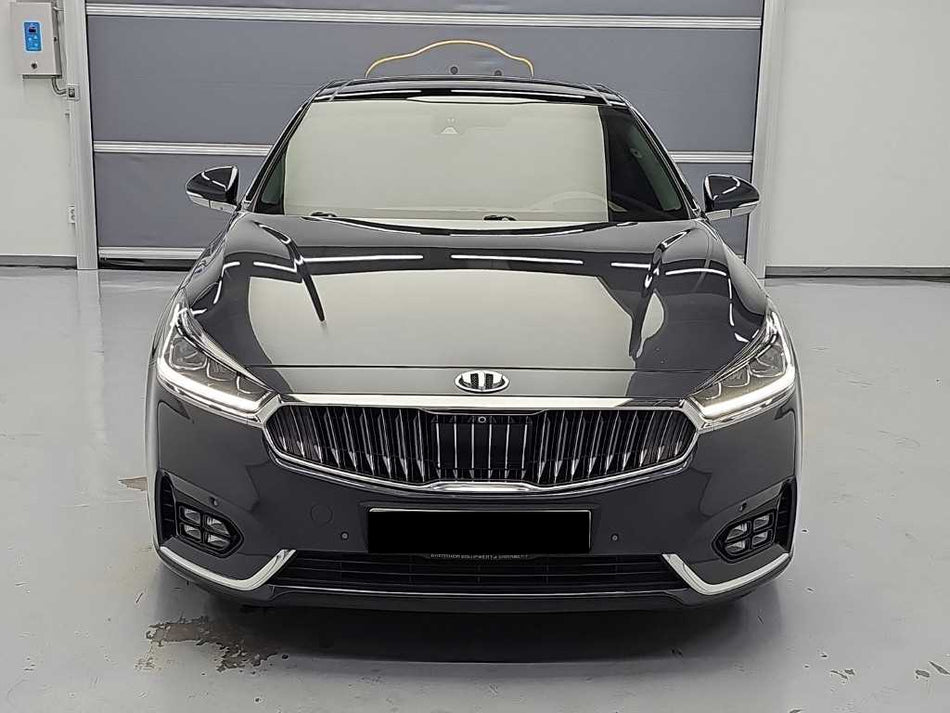 Kia K7 — photo 02