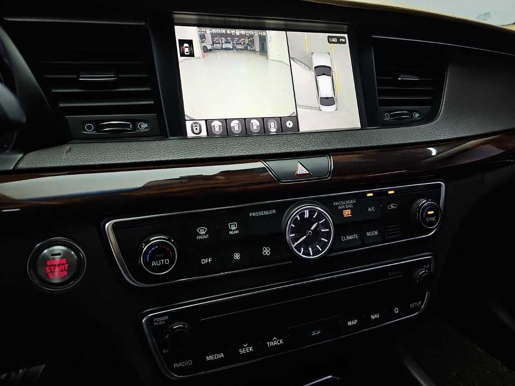 Kia K7 — photo 10