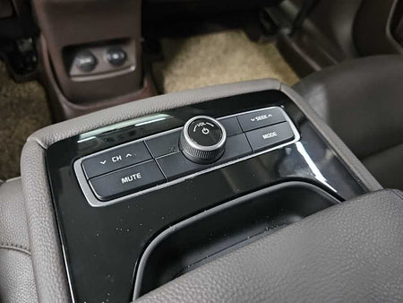 Kia K7 — photo 15