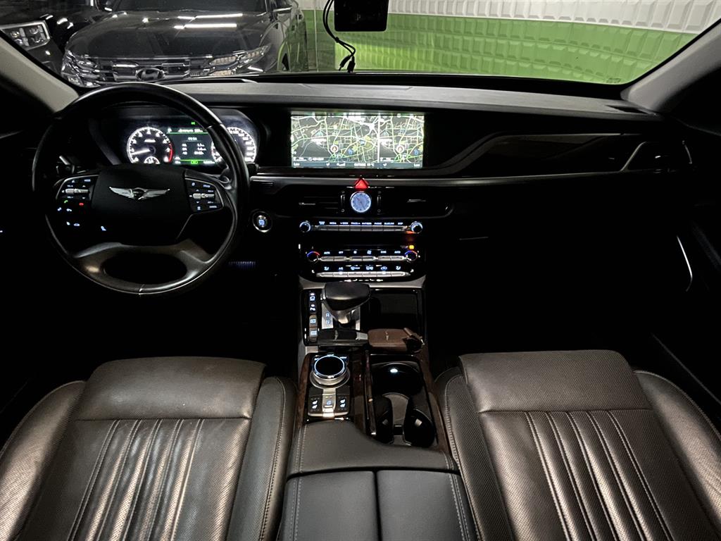 Genesis EQ900 — photo 07