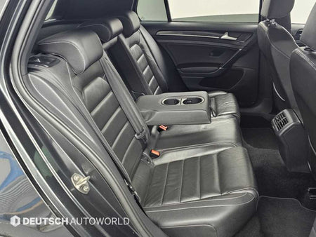 Volkswagen Golf — photo 12
