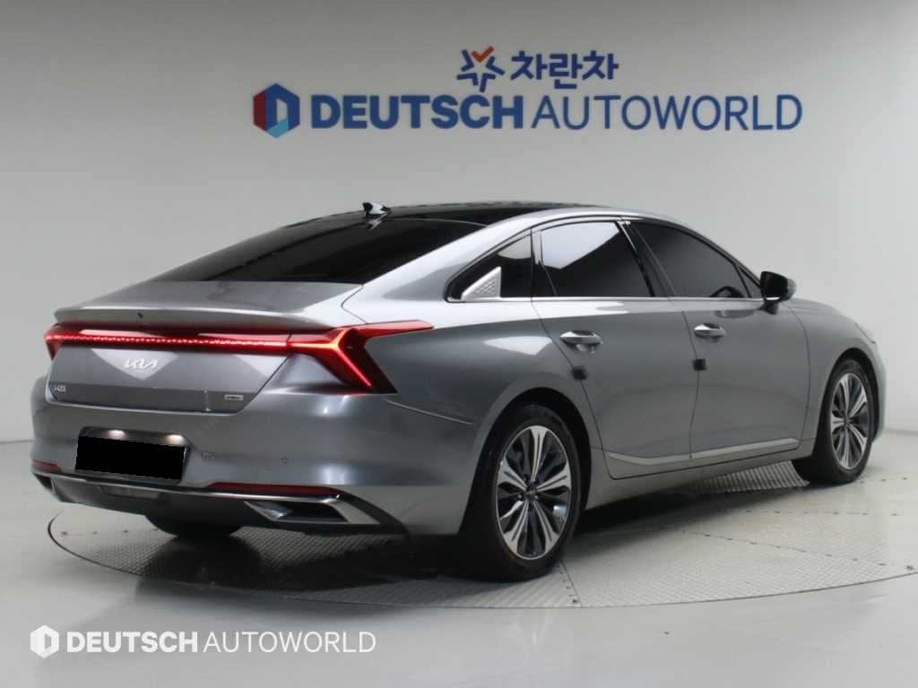 Kia K8 — photo 03