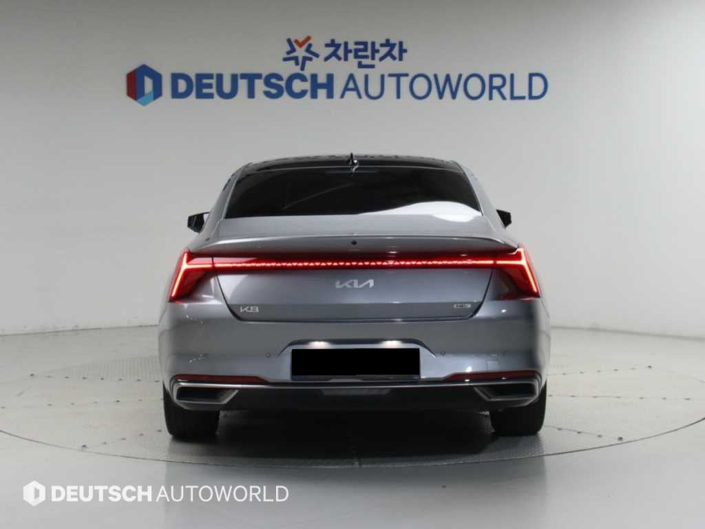 Kia K8 — photo 05