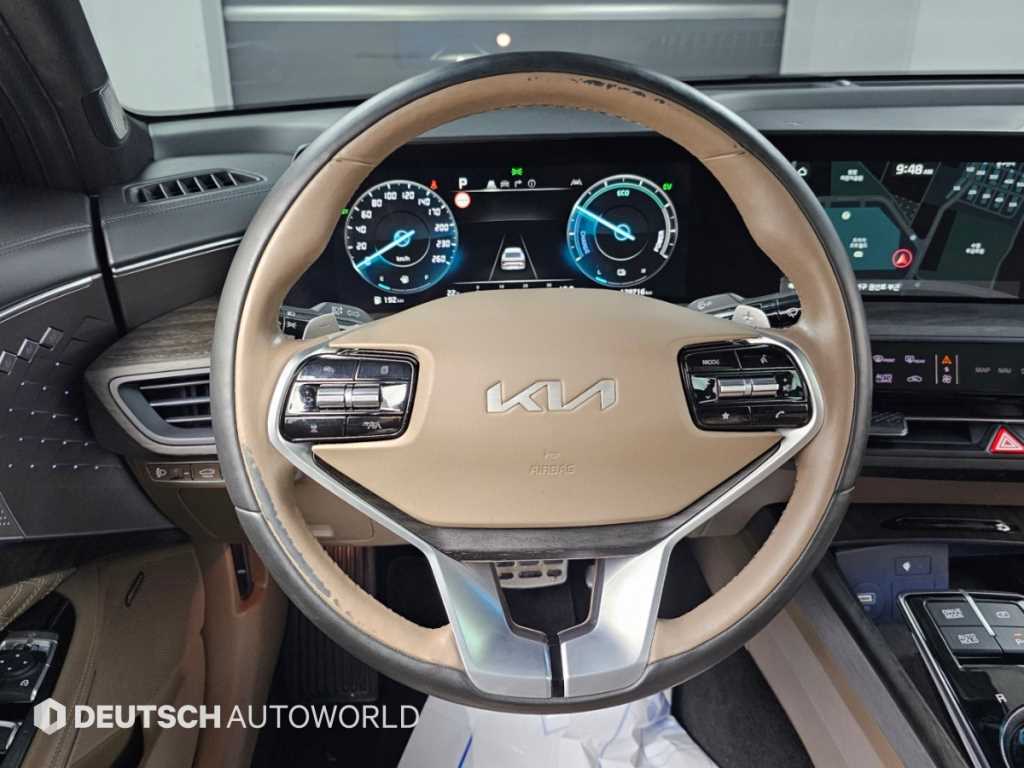 Kia K8 — photo 13