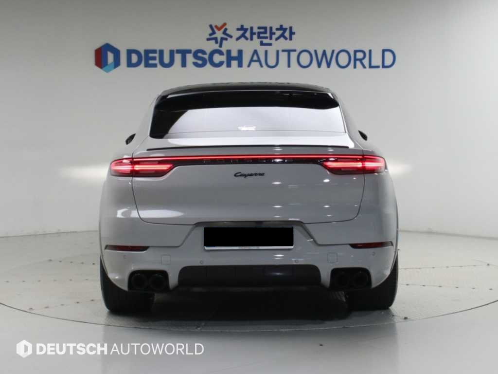 Porsche Cayenne — photo 04