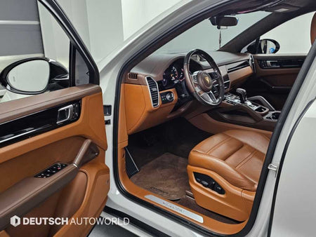 Porsche Cayenne — photo 11