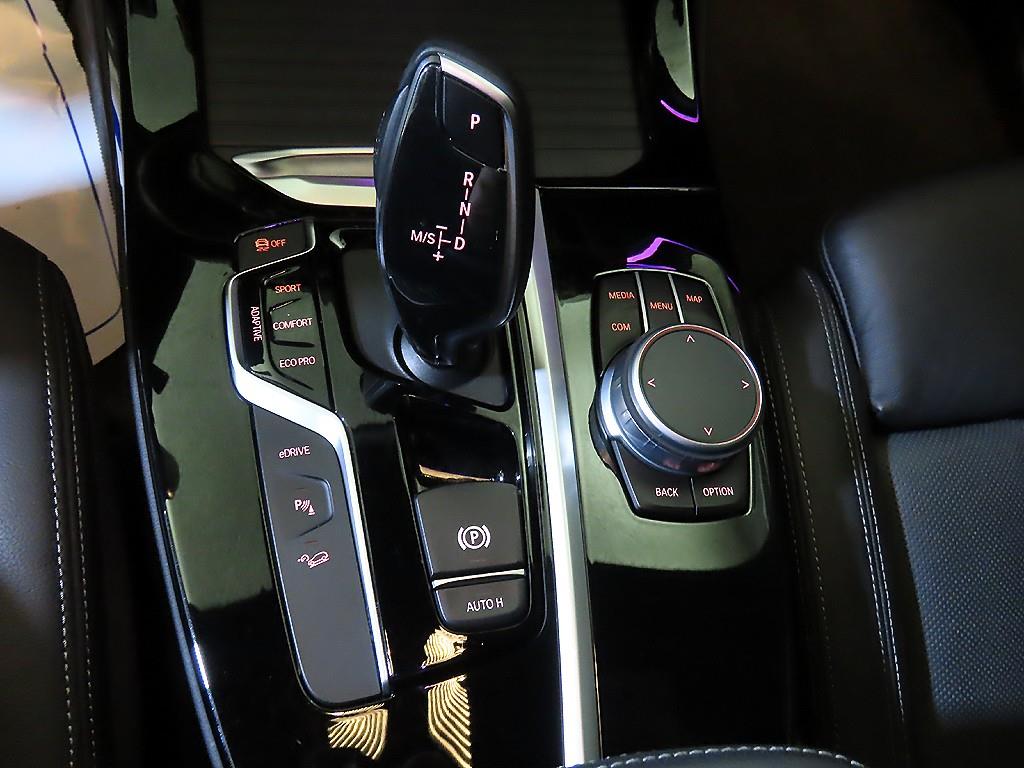 BMW X3 — photo 12