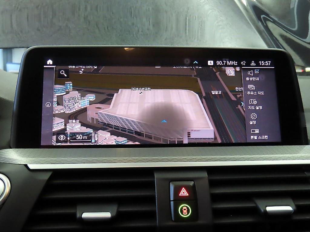 BMW X3 — photo 13